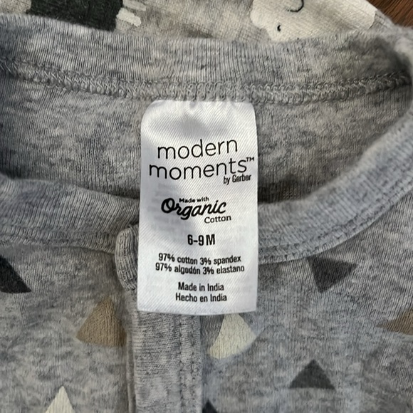 3/$12 Neutral Baby Sleepers - Picture 2 of 3
